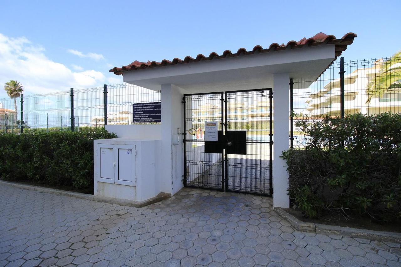 Armacao De Pera Brightness With Pool By Homing Leilighet Eksteriør bilde