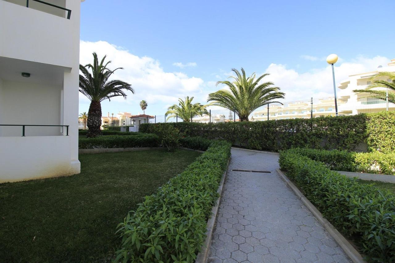 Armacao De Pera Brightness With Pool By Homing Leilighet Eksteriør bilde